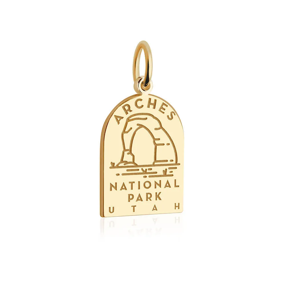 Arches National Park Charm, Solid Gold