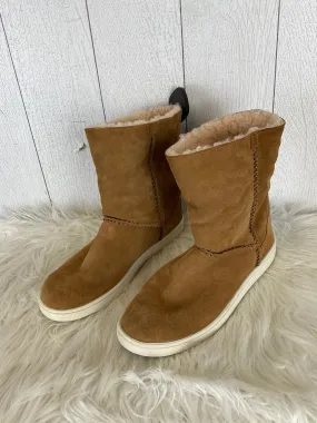 Boots Designer By Ugg In Tan, Size: 8.5